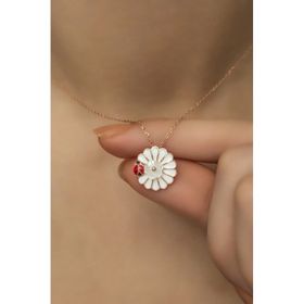 Nereze 925 Ayar Gümüş Manolya Çiçeği Uğur Böceği Papatya Kadın Kolye