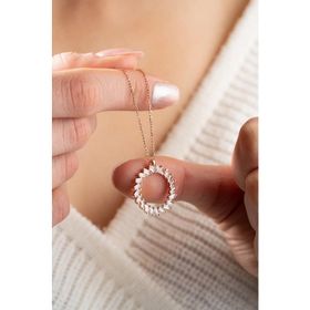 Nereze 925 Ayar Gümüş Mekik Taşlı Rose Daire Tasarım Kolye