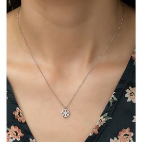 Nereze 925 Ayar Gümüş Minik Kartanesi Kadın Gümüş Kolye