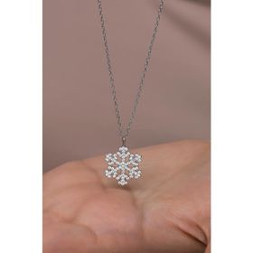 Nereze 925 Ayar Gümüş Rodyum Kaplama Zirkon Taşlı Kartanesi Kolye