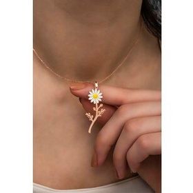 Nereze 925 Ayar Gümüş Rose Dalında Papatya Kolye