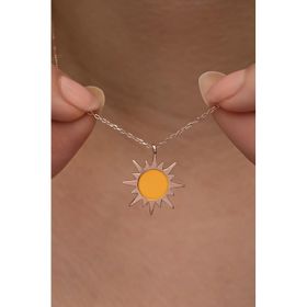 Nereze 925 Ayar Gümüş Rose Kaplama Mineli Güneş Model Kadın Kolye