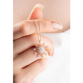 Nereze 925 Ayar Gümüş Rose Kaplama Zirkon Taşlı Güneş Model Kolye