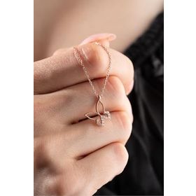 Nereze 925 Ayar Gümüş Rose Kaplama Zirkon Taşlı Kelebek Kolye