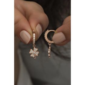 Nereze 925 Ayar Gümüş Sallantılı Rose Yonca Küpe