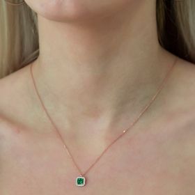 Nereze 925 Ayar Kare Model Yeşil Taşlı Kadın Gümüş Kolye