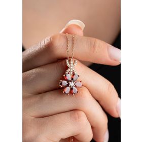 Nereze 925 Ayar Kırmızı zirkon Taşlı 6 Yapraklı Çiçek Kadın Gümüş Kolye