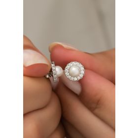 Nereze 925 Ayar Minik Beyaz İncili Tektaş Kadın Gümüş Küpe