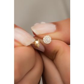 Nereze 925 Ayar Minik Zirkon Tektaş Kadın Gümüş Küpe