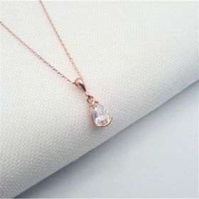 Nereze 925 Ayar Minimal Damla Taşlı Kadın Gümüş Kolye