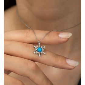 Nereze 925 Ayar Opal Taşlı Kartanesi Kadın Gümüş Kolye