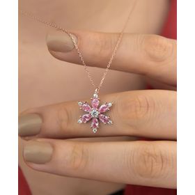 Nereze 925 Ayar Pembe Taşlı Kamelya Çiçeği Kadın Kolye