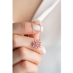 Nereze 925 Ayar Pembe Taşlı Lotus Çiçeği Kadın Gümüş Kolye