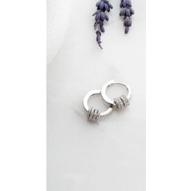 Nereze 925 Ayar Rodyumlu 15 mm Zirkon Taşlı Minik Halkalı Gümüş Küpe