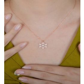 Nereze 925 Ayar Rose Kar Tanesi Kadın Gümüş Kolye