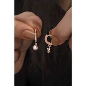 Nereze 925 Ayar Rose Sallantılı Beyaz Opal Tektaş Kadın Gümüş Küpe