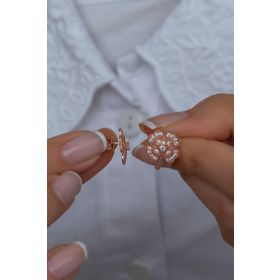 Nereze 925 Ayar Rose Zirkon Taşlı Yonca Kadın Gümüş Küpe