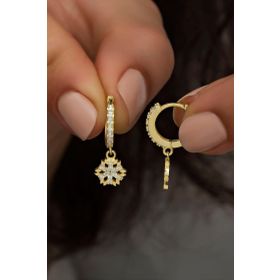 Nereze 925 Ayar Sallantılı Gold Kartanesi Kadın Gümüş Küpe