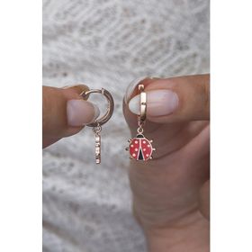 Nereze 925 Ayar Sallantılı Rose Mineli Uğur Böceği Kadın Gümüş Küpe