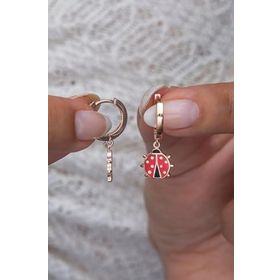 Nereze 925 Ayar Sallantılı Rose Mineli Uğur Böceği Kadın Gümüş Küpe