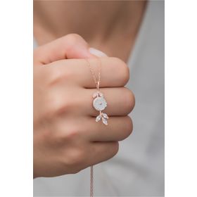 Nereze NRZ99473 Mekik Taşlı Manolya Çiçeği 925 Ayar Gümüş Kolye