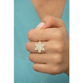 Nereze NRZ99758 Gold Baget Taşlı Çiçek 925 Ayar Gümüş Kolye
