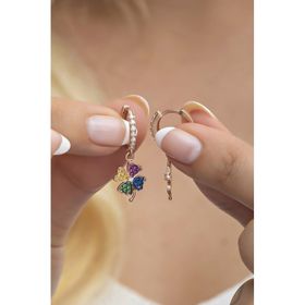 Nereze NRZ998578 925 Ayar Gümüş 10 mm Sallantılı Mix Taşlı Yonca Küpe