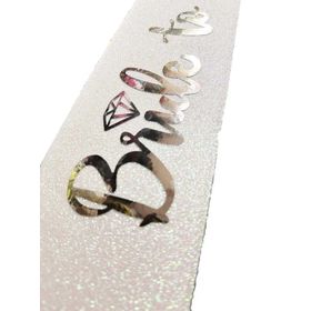 Nessi World 10x80 cm Beyaz Üzeri Gümüş İtalik Alyanslı Bride To Be Yazılı Simli Işıltılı Kuşak Kemer
