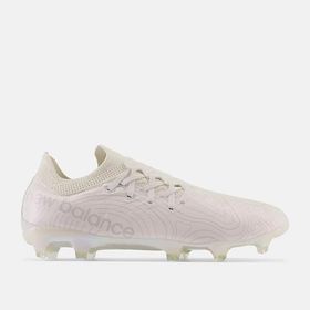 New Balance SF1FWW7 Beyaz Furon V7 Pro FG Erkek Krampon