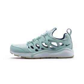 Nike 1716786 Erkek Ayakkabı