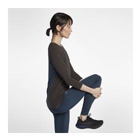 Nike AH1166-220 Uzun Kollu Kadın Üstü