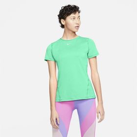 Nike AO9951-342 Yeşil Kadın T-Shirt