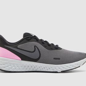 Nike BQ3207-004 Gri Revolution Kadın Koşu Ayakkabısı