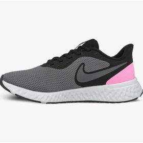 Nike BQ3207-004 Gri Revolution Kadın Koşu Ayakkabısı