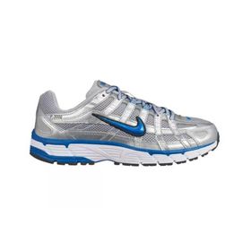 Nike BV1021-001 Kadın Spor Ayakkabı