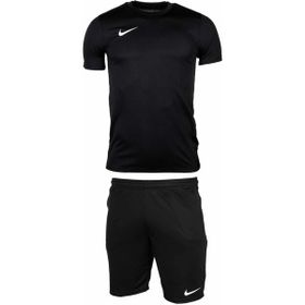 Nike BV6708-010-BV6855-010 Siyah T-Shirt ve Siyah Şort Kombin
