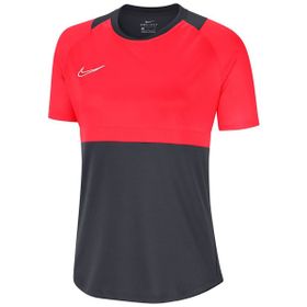 Nike BV6940-066 Kadın T-shirt