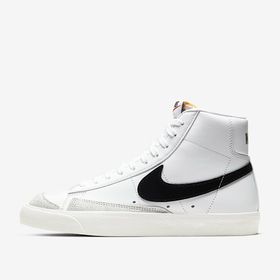 Nike CZ1055-100 Blazer Mid 77 Beyaz Kadın Sneaker