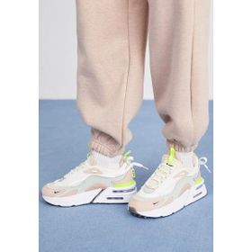 Nike DH0531-003 Air Max Furyosa Yüksek Hava Tabanlı Beyaz Kadın Spor Ayakkabı