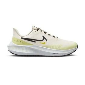 Nike DO7626-100 W Air Zoom Pegasus Shield Kadın Koşu Ayakkabısı