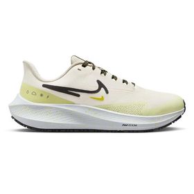 Nike DO7626-100 W Air Zoom Pegasus Shield Kadın Koşu Ayakkabısı