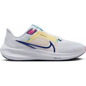 Nike DV3854-105 Air Zoom Pegasus 40 Beyaz Kadın Koşu Ayakkabısı
