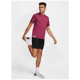 Nike DV9299-653 Bisiklet Yaka Düz Kırmızı Pembe Erkek T-Shirt