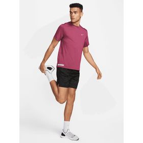 Nike DV9299-653 Bisiklet Yaka Düz Kırmızı Pembe Erkek T-Shirt