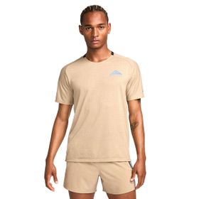 Nike DV9305-247 Kahverengi Dri-Fit Solar Koşu Erkek T-Shirt