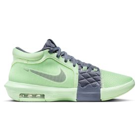 Nike FB2239-300 Yeşil Lebron Witness VIII Erkek Basketbol Ayakkabısı