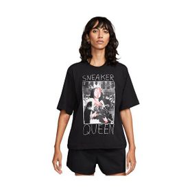 Nike FD2531-010 Siyah Sportswear Kadın Günlük Tişört