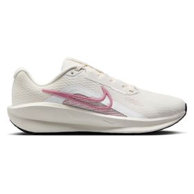 Nike FD6476-004 Beyaz Downshifter 13 Kadın Koşu Ayakkabısı