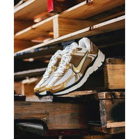 Nike HF7723-001 Zoom Vomero 5 Metallic Gold Kadın Sneaker Ayakkabı