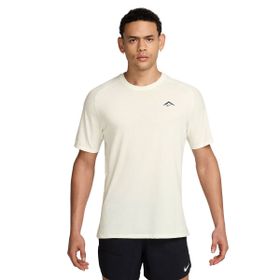 Nike HJ3580-133 Bej Dri-Fit ADV Solar Chase Erkek Koşu T-Shirt